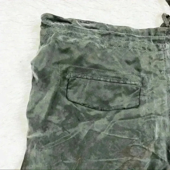 Buffalo David Bitton Green Silky Drawstring Flap Pocket Safari Jogger Pant XS - Picture 12 of 16